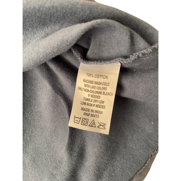 Rebel Vengeance Gray Shirt – Minimalist Graphic Small - Picture 4 of 4